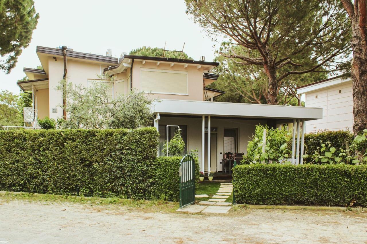 Ivy Lalzi Bay Beach House Durrës 外观 照片