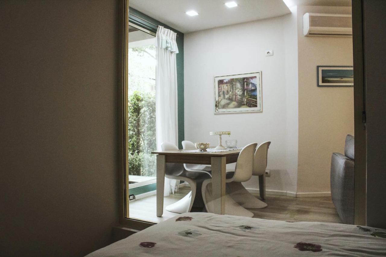 Ivy Lalzi Bay Beach House Durrës 外观 照片